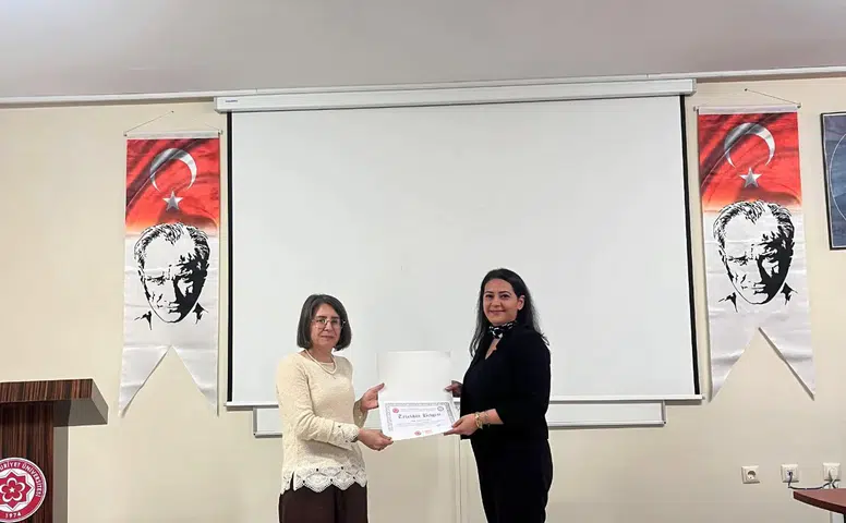 Suşehri MYO'da Kariyer Söyleşisi: VakıfBank Yöneticisinden Önemli Tavsiyeler