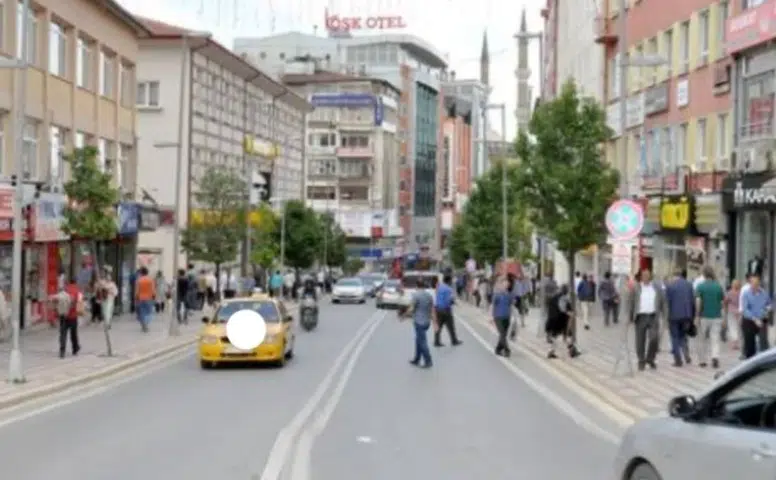 Sivas'ta Kritik Trafik Düzenlemesi: O Cadde Araç Geçişine Kapatılıyor