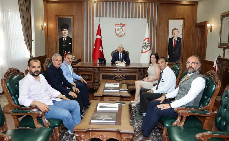 Sivas Valisi Yılmaz Şimşek'e Ziyaretler Sürüyor
