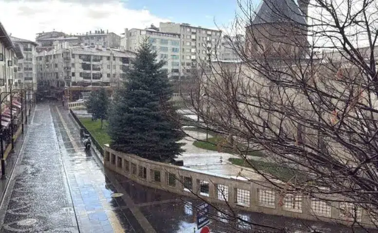Sivas'ta Meteorolojiden Sağanak Yağış Uyarısı