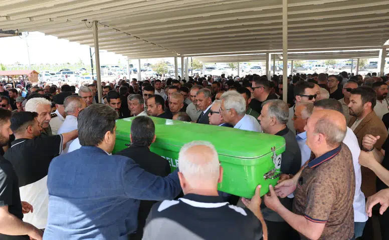 Sivas İş Dünyasının Acı Günü! Ali Aksu Son Yolculuğuna Uğurlandı...