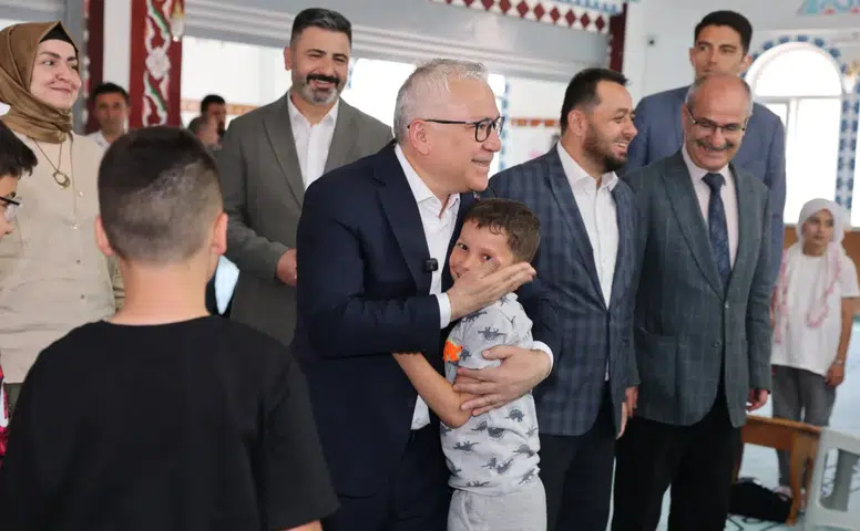 Vali Şimşek Yaz Kur'an Kursu Öğrencileriyle Bir Araya Geldi