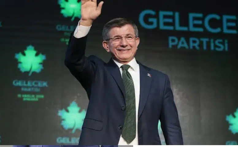Ahmet Davutoğlu siyaseti bırakıyor iddiası: Gözler Gelecek Partisi’nde