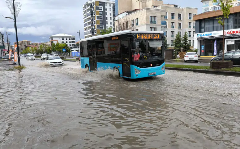 Sivas'ta Yağmur Bitiyor Sıcaklıklar Coşuyor! 27 Temmuz Sonrası...