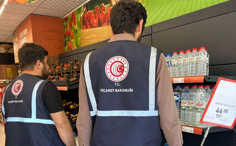 Sivas'ta Depozito Fırsatçılarına Şok Baskın! Raflar Tek Tek İncelendi