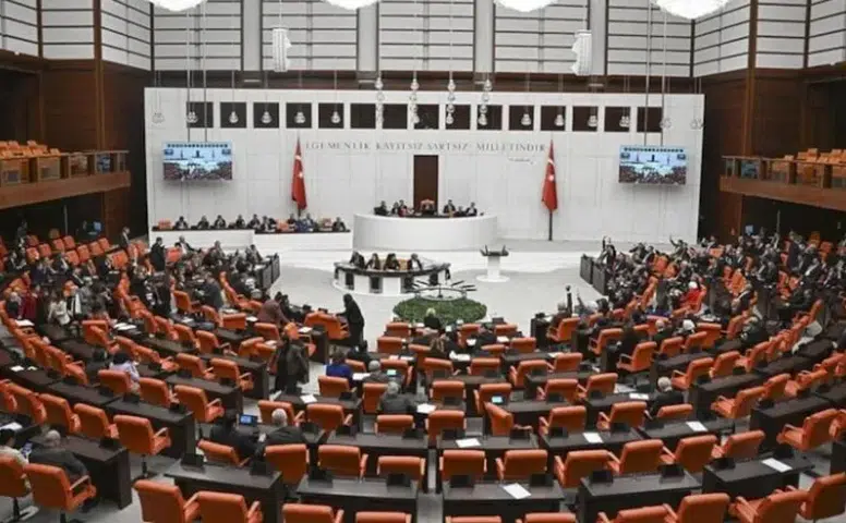 TBMM'de yeni haftanın gündemi: Üniversite affı ve çocuk suçlulara ilişkin cezalar