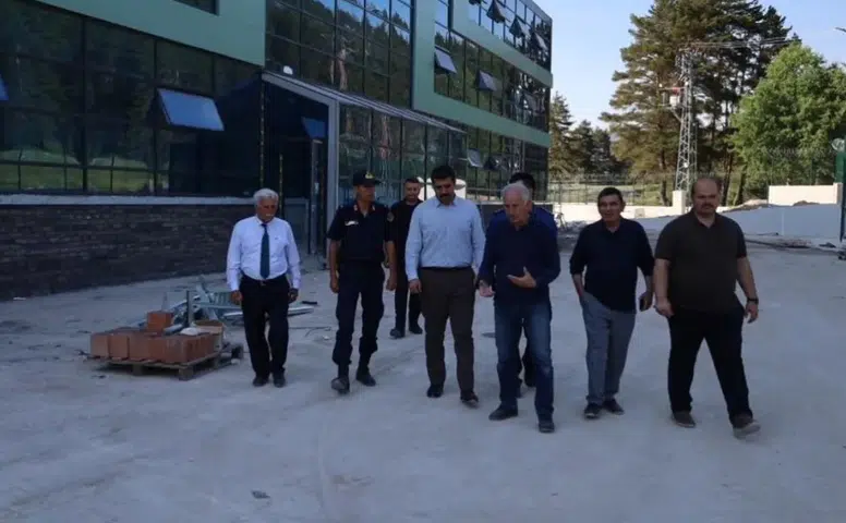 Kaymakam Yıldız, Ortaköy'deki Su Dolum Fabrikası İnşaatını İnceledi