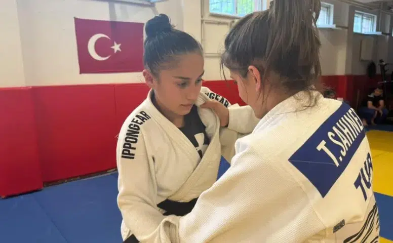 Sivaslı ikizlerin hedefi dünya şampiyonluğu