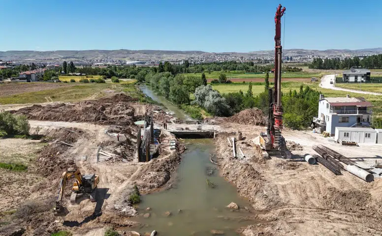 Sivas'ta Ulaşımı Rahatlatacak Yeni Köprü Projesi Başladı