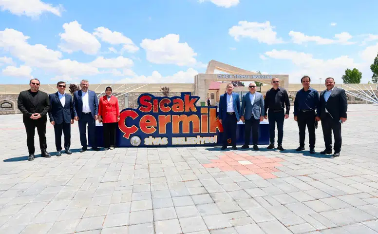Vali Şimşek ve Protokol Üyeleri Sıcak Çermik’teki Yatırımları Yerinde İnceledi!