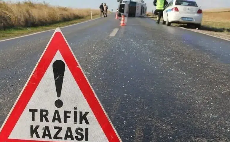 Sivas’ta Sabah Saatlerinde Peş Peşe Trafik Kazaları: 6 Kişi Yaralandı