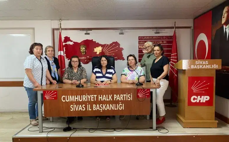 CHP Sivas İl Kadın Kolları Görevden Alındı: Nilgün Korkmaz'dan Karara Sert Tepki