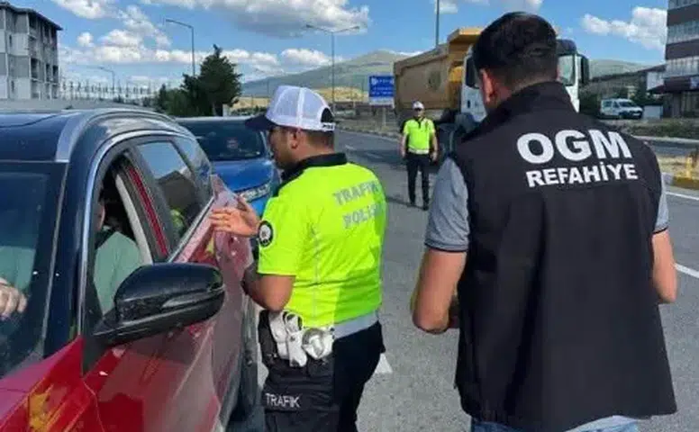 Erzincan-Sivas Karayolunda Orman Yangınlarına Karşı Bilgilendirme Seferberliği
