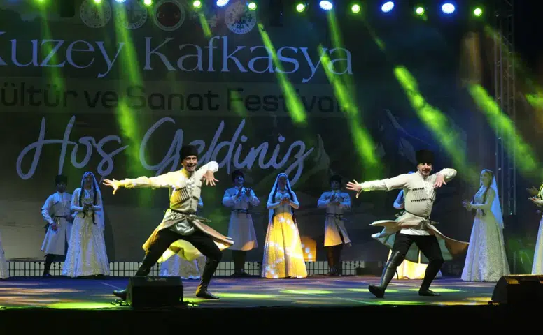 Kuzey Kafkas Kültür ve Sanat Festivali Sivas'ta Coşkuyla Sona Erdi