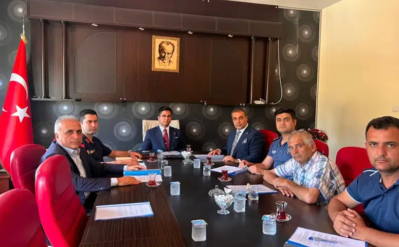 Akıncılar’da Trafik Güvenliği İçin Önemli Toplantı Gerçekleştirildi