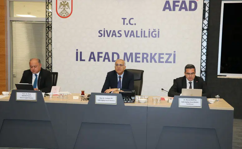 Sivas'ta Bölge Sağlık Zirvesi: 4 İlin Halk Sağlığı Hizmetleri Masada!