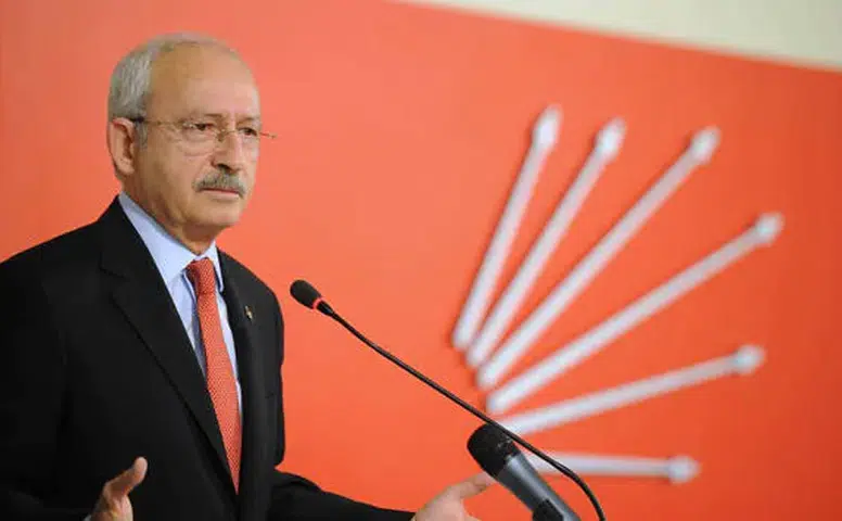 Özgür Özel'in Yeni Partisi'ne Belediyelerden Dev Katılım Dalgası!