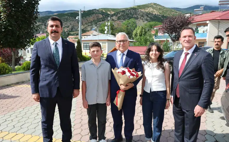 Vali Yılmaz Şimşek Koyulhisar’ı Ziyaret Etti