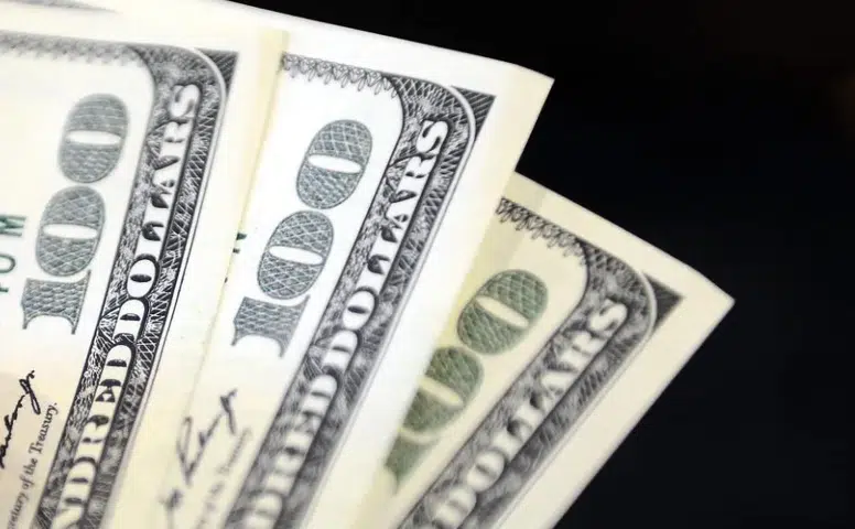 Dolar ve Euro Güne Yükselişle Başladı