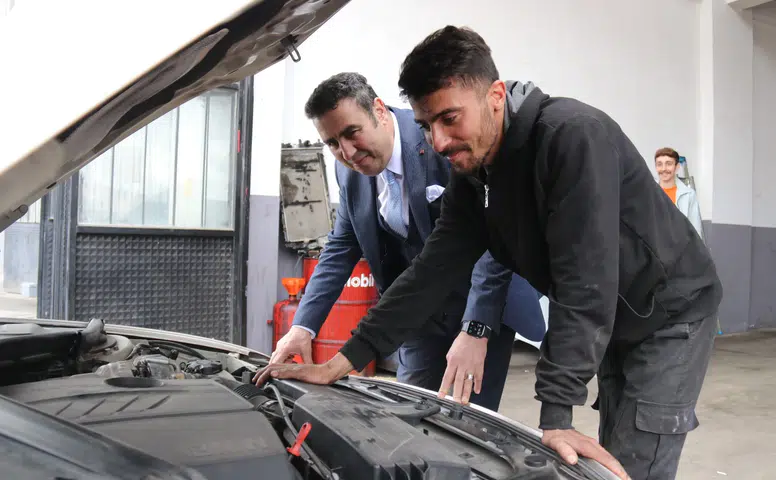 Sivas'ta Kalfalık ve Ustalık Sınavı Başvuruları Başladı: Son Gün 31 Ağustos!