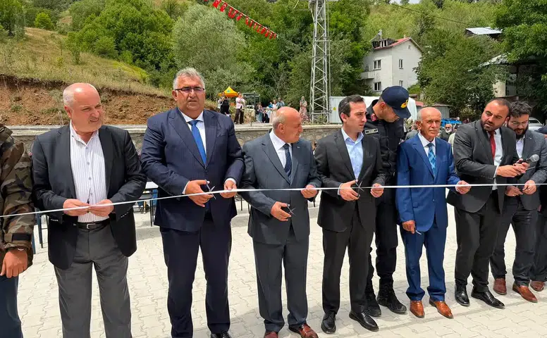 Sivas Gölova'da Anlamlı Açılış Dualarla İbadete Açıldı Emeği Geçenle