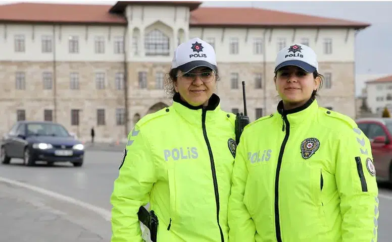 Sivas’ta Bir Haftada 23 Bin 393 Araç Denetlendi! Yüzlerce Sürücüye İşlem Yapıldı
