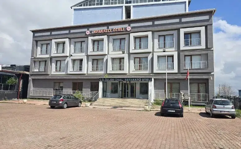 Çorum Milletvekili Cumhuriyet Üniversitesi Vakıf Okullarını Almaktan Vazgeçti! İşte Yeni Talipliler!