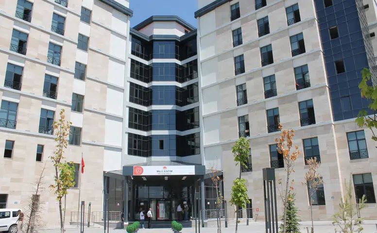 Sivas Milli Eğitim Akademisi Dev Kadrosuyla Kapılarını Açtı!