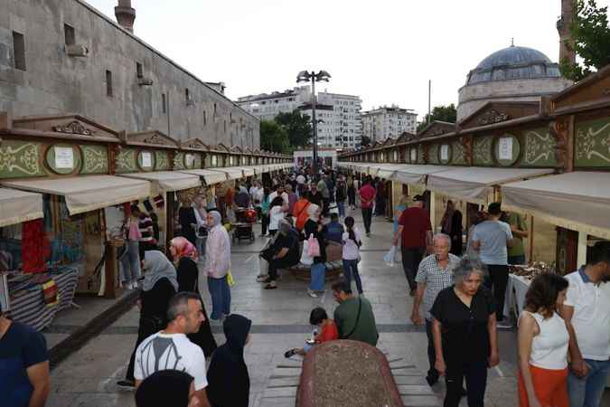 Şimşek’ten “altın eller”e ziyaret