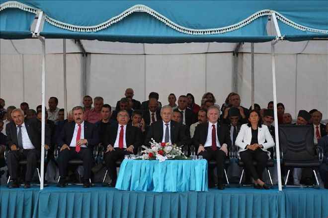 DİRENİŞİN SEMBOLÜ
