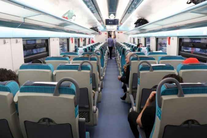 Türkiye’nin İlk Milli Elektrikli Treni seferlere başladı