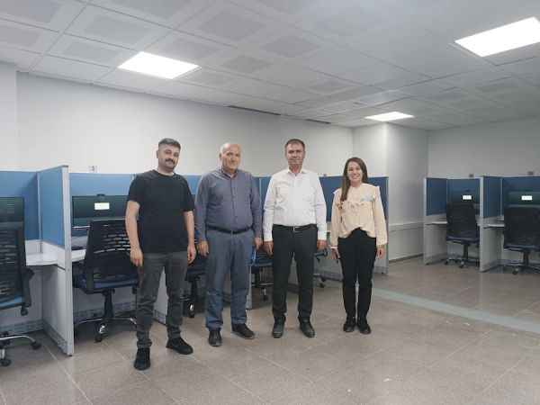 Kangal’da bulunan E-Sınav Merkezinde sınava girdiler