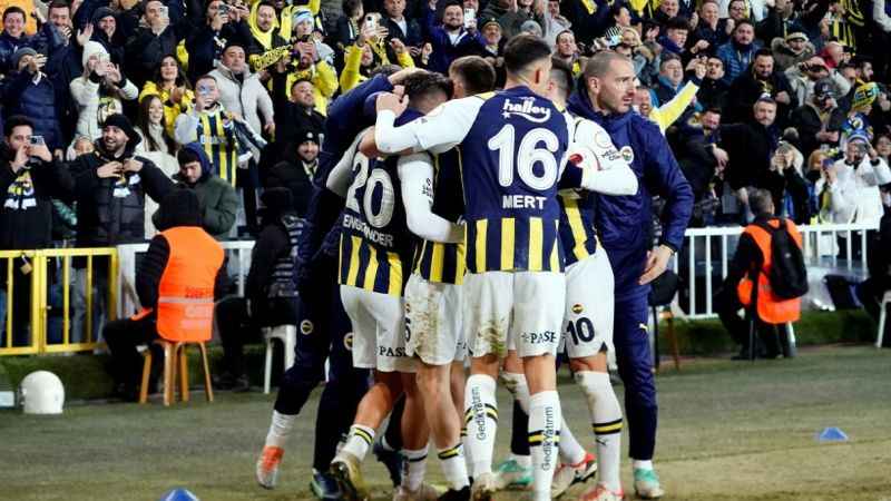 Kanka Ünder, Fenerbahçe'yi zirvede tuttu 2