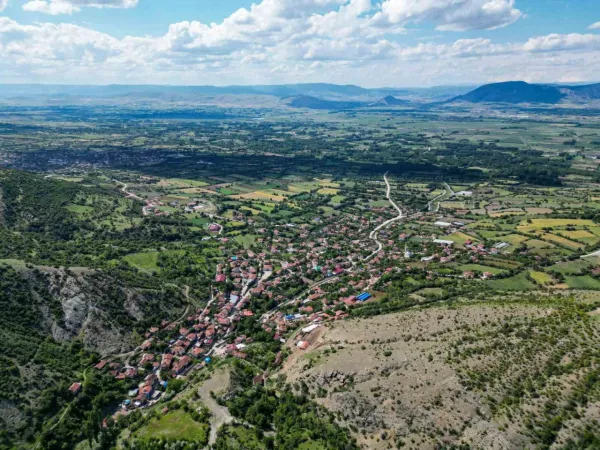 Tokat'ta Tarımsal Sulama Sorununa Çözüm: 1 Milyon Metreküp Kapasiteli Gölet İnşaatı Başladı! 4