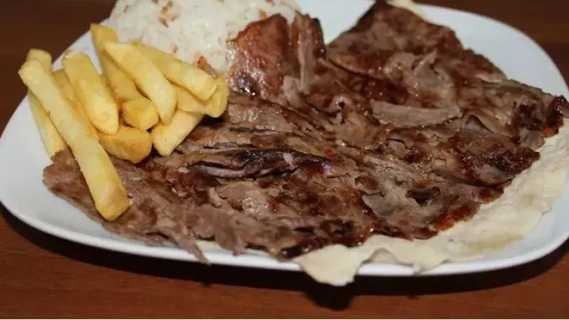 Gıda Skandalı! Dönerde Sahte Et ve Yağ Karışımı Skandalı: Tarım Bakanlığı Uyardı 2
