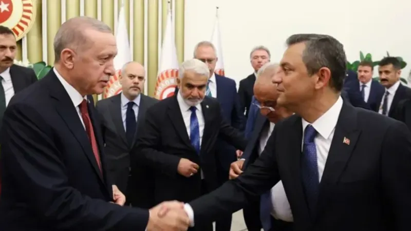 Kasım ayında yapılan son seçim anketinden çarpıcı sonuç! 4
