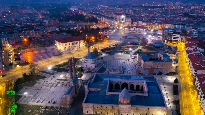 Sivas'ın Saklı Cennetleri: Doğal Güzellikler ve Tarihi Dokunun İzinde Bir Keşif Rotası 2