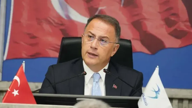 Mehmet Murat Çalık Hastaneye Kaldırıldı: Sağlık Durumu Endişe Yaratıyor 4