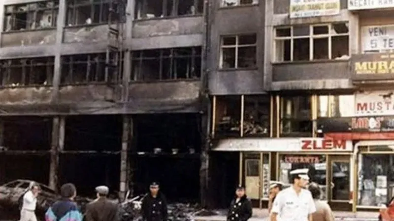 Sivas Madımak Olayları Ne Zaman Oldu? Türkiye'nin Belleğine Kazınan Acı 4