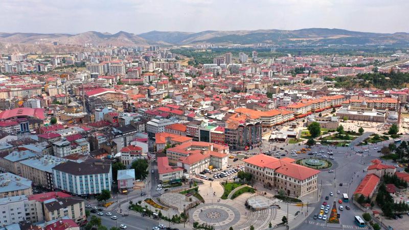 Sivas Hava Durumu: Cuma Günü Sağanak Yağış Uyarısı! 2