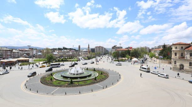 Sivas Hava Durumu: Cuma Günü Sağanak Yağış Uyarısı! 3