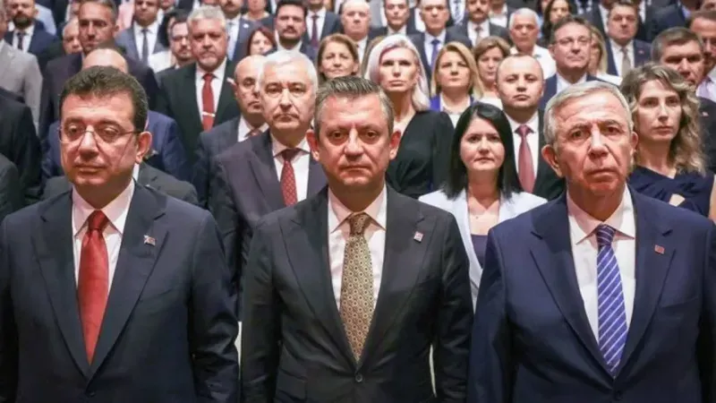 Mansur Yavaş’tan İmamoğlu Mesajı: “Adaylık Tartışması Bu Halde 1