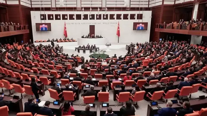 CHP’de Vekil Transferi Rüzgârı: DEVA’lı İki İsim Kadroya Katılıyor 2