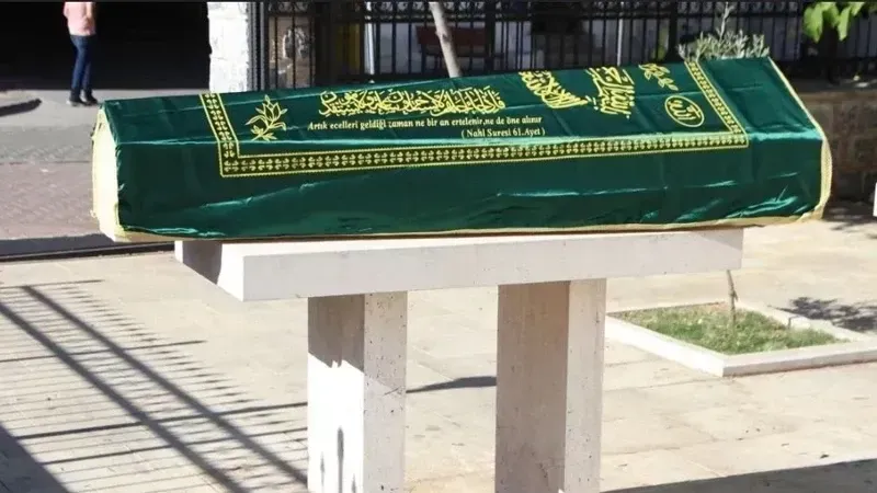 Türk Müziğinin Unutulmaz İsmi Saadet Sun 81 Yaşında Hayata Veda Etti 1