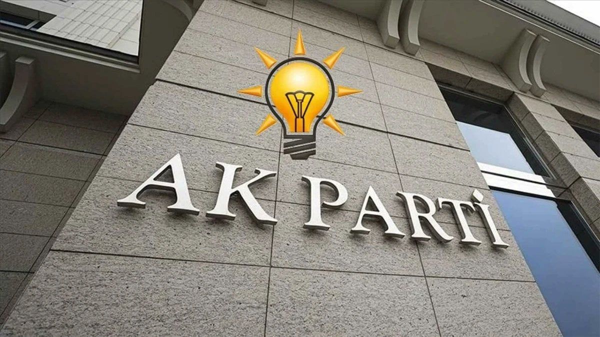 7 Belediye Başkanı AK Parti Saflarına Katıldı Erdoğan Rozetleri Taktı 2