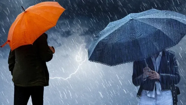 İstanbul’da Sağanak Alarmı! Meteoroloji Saat Verdi 7