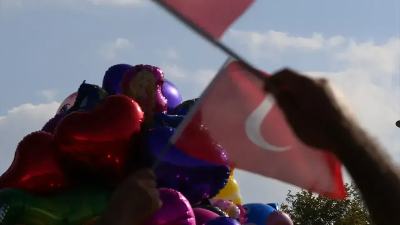 SOLOTÜRK'ten nefes kesen gösteri 1