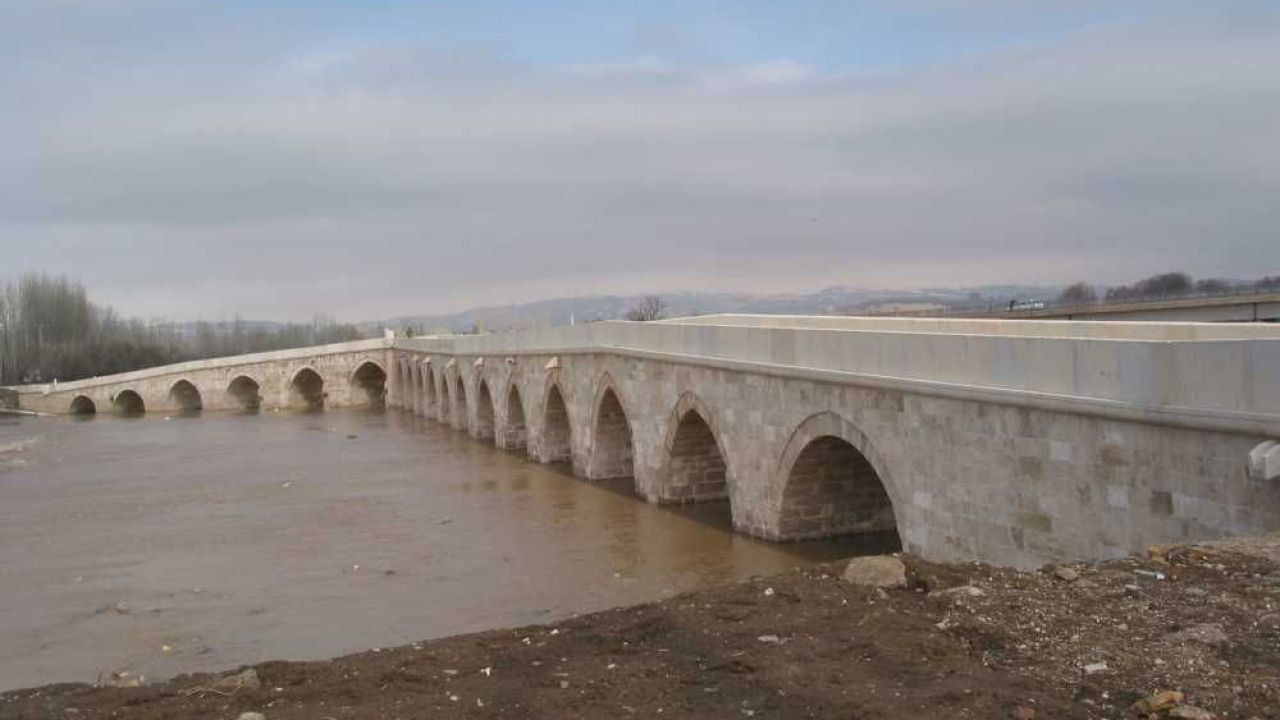 Sivas Bölgesindeki Tarihi Köprüler 3