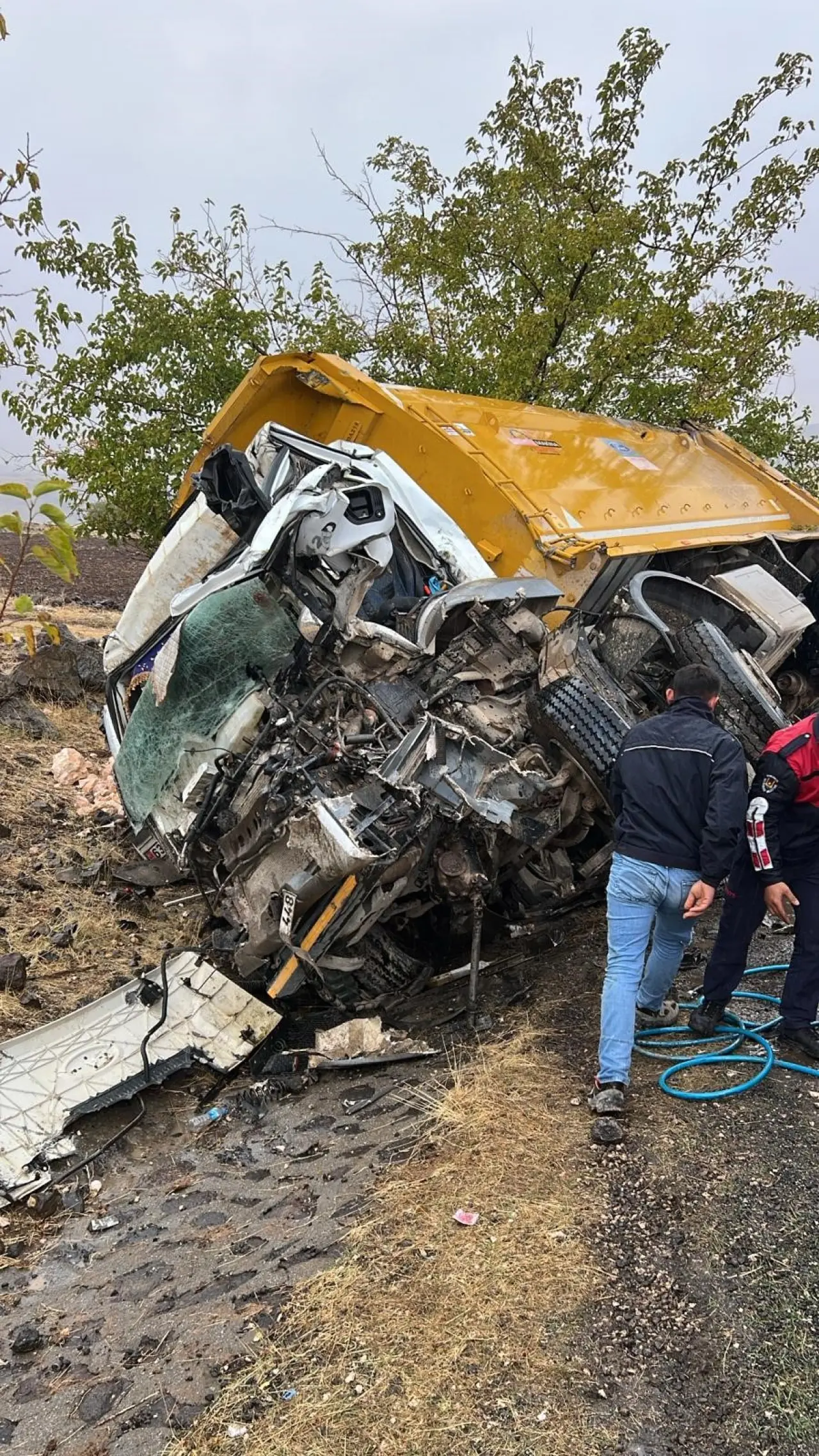 Siverek-Adıyaman yolunda feci kaza: Can pazarı yaşandı 2
