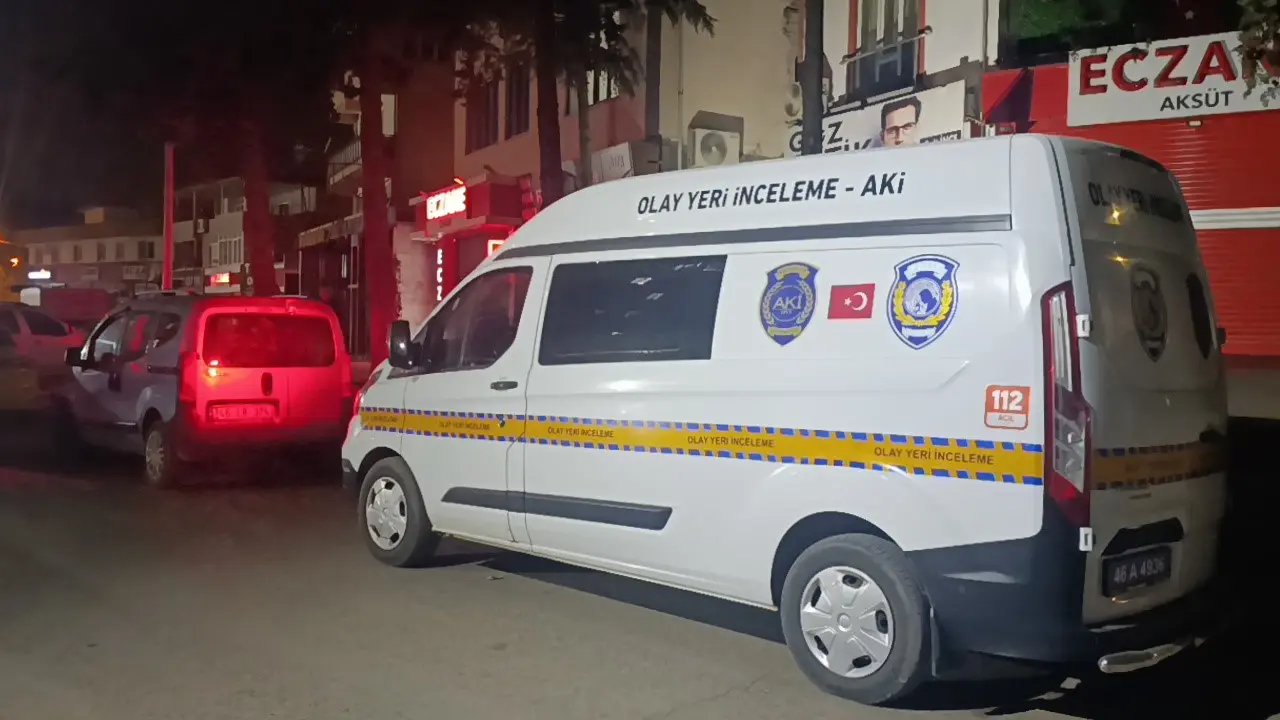 Kahramanmaraş’ta feci kaza! Çocuk çatıdan yere çakıldı 4
